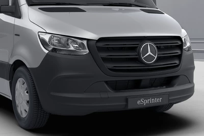 Mercedes Benz eSprinter Frontansicht transporter grau silber