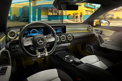 Mercedes-AMG CLA Coupé Interieur