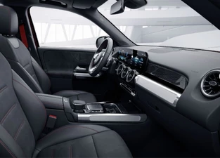 Mercedes-AMG GLB 35 4MATIC SUV Interieur vorne Fahrer- und Beifahrersitz