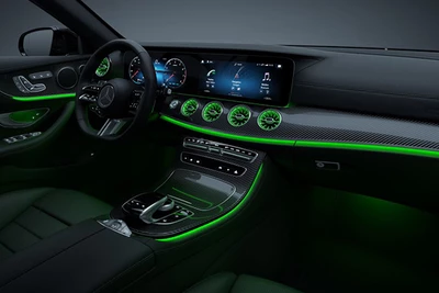 Mercedes-Benz E-Klasse Cabriolet Coupé grüne Ambientebeleuchtung