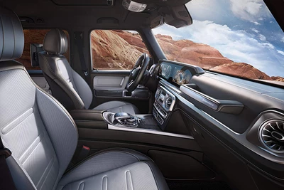 Mercedes-Benz G-Klasse helles Interieur Fahrer und Beifahrersitz