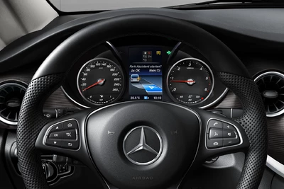 Mercedes-Benz V-Klasse Lenkrad und Cockpit